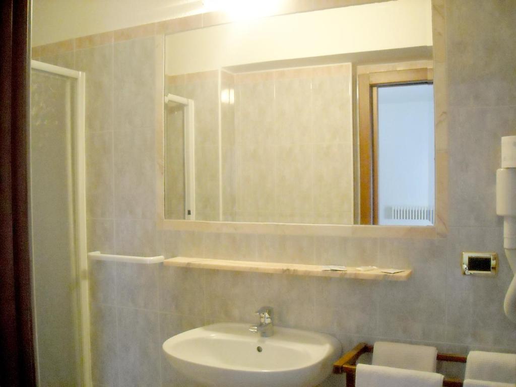 Hotel Faedo Pineta Δωμάτιο φωτογραφία